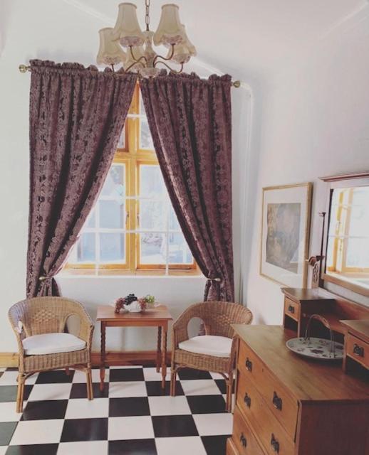 Lord Carnarvon Guesthouse Kültér fotó